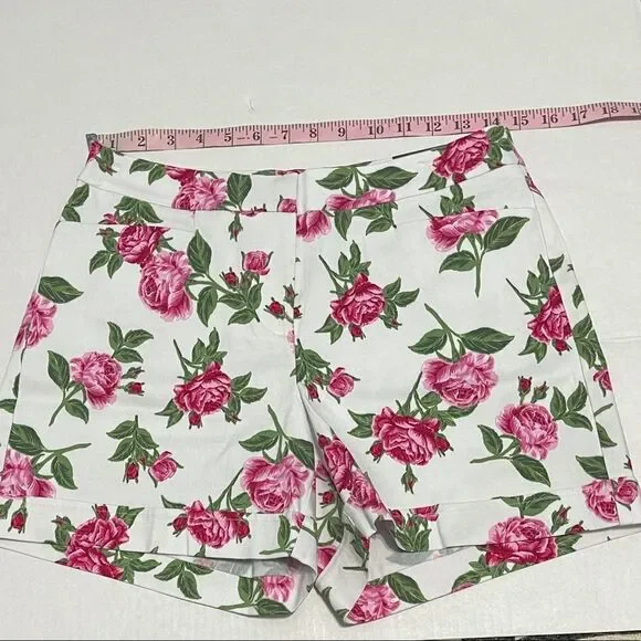 SOHO Apparel LTD Floral Print Shorts High Waisted White Pink Rose Size 8 - Picture 3 of 12